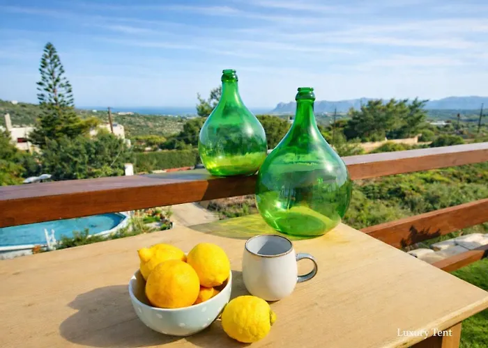 Dream Tiny House & Luxury Tent, 6 Km From Center Chania *