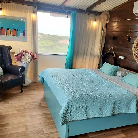 Pure Crete - Tiny House & Luxury Tent