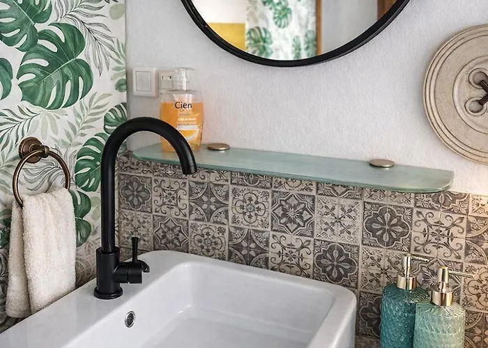 Nyaraló Dream Tiny House & Luxury Tent, 6 Km From Center Chania Hriszí Aktí Haniá