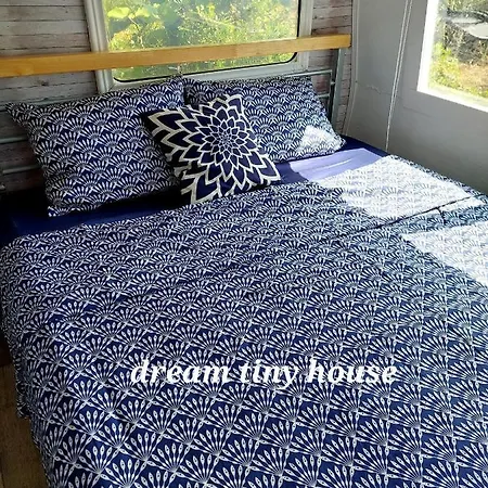 Dream Tiny House Or Luxus Tent With Pool *