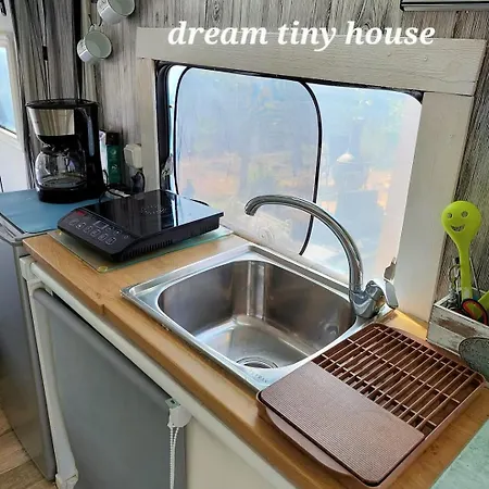 Dream Tiny House Or Luxus Tent With Pool Prázdninový dům *