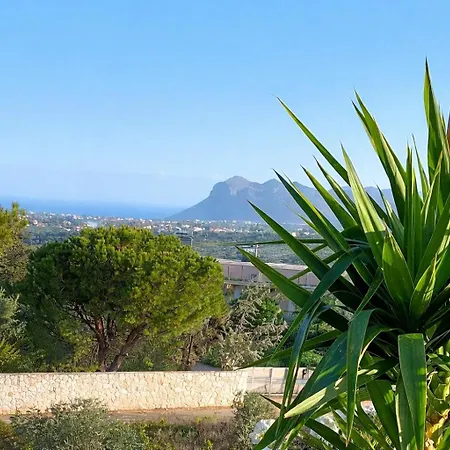 Pure Crete - Tiny House & Luxury Tent