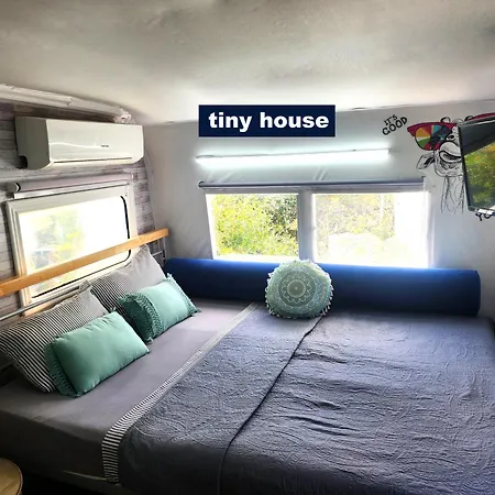 Pure Crete - Tiny House & Luxury Tent *